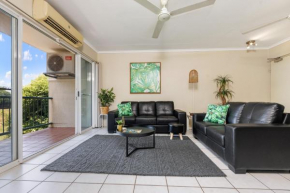 Charming CBD Apt 3bd 2bth - walk to Waterfront